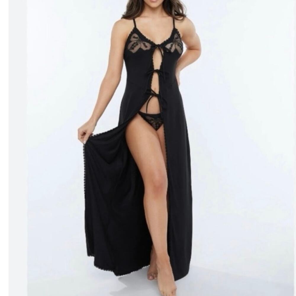 Savage X Fenty Sz M A Peek Behind The Lace Maxi Slip in Black Tie Front Sexy